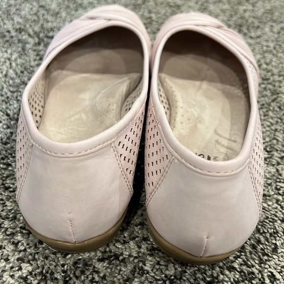 Light Pink Ballet Flats - Picture 6 of 9